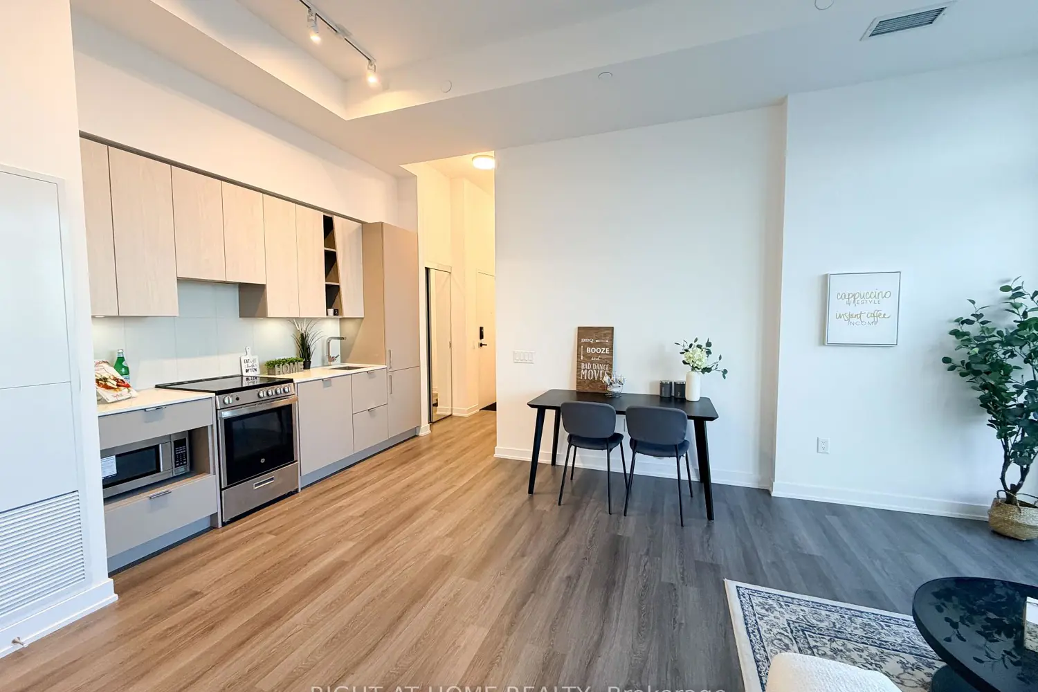 Additional image 6 of 3883 Quartz Road 2505