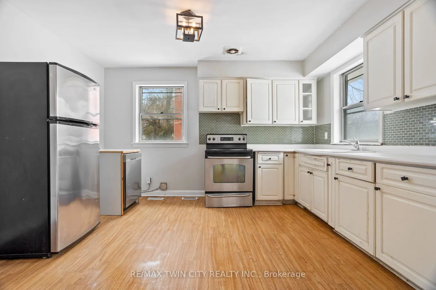 Additional image 7 of 261 Water Street