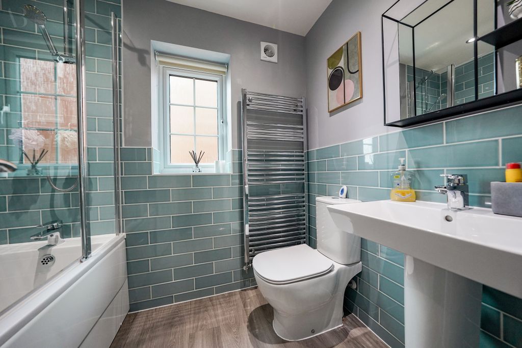 Additional image 20 of 4 bed detached house for saleGee Avenue, Hugglescote, Coalville, Leicestershire LE67