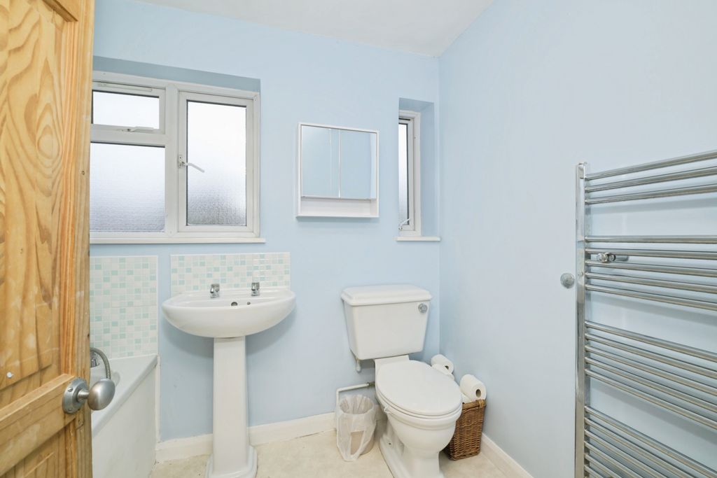 Additional image 10 of 3 bed terraced house for saleSkippon Close, Market Harborough LE16