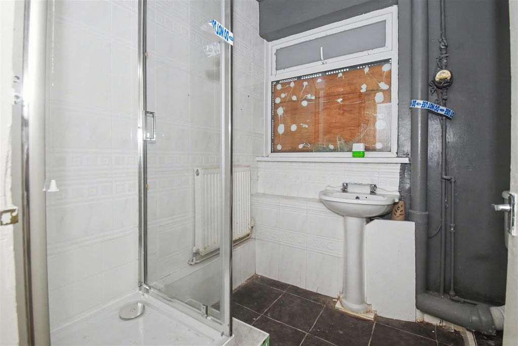 Additional image 8 of 2 bed flat for saleNN17, Corporation Street, Corby