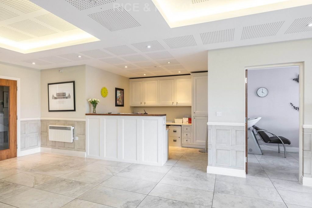 Additional image 17 of 2 bed flat for saleAcademy House, Wokingham RG40