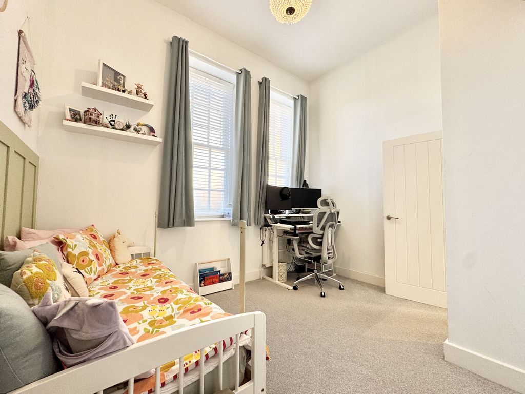 Additional image 13 of 2 bed flat for saleWhitecroft Park, Newport PO30