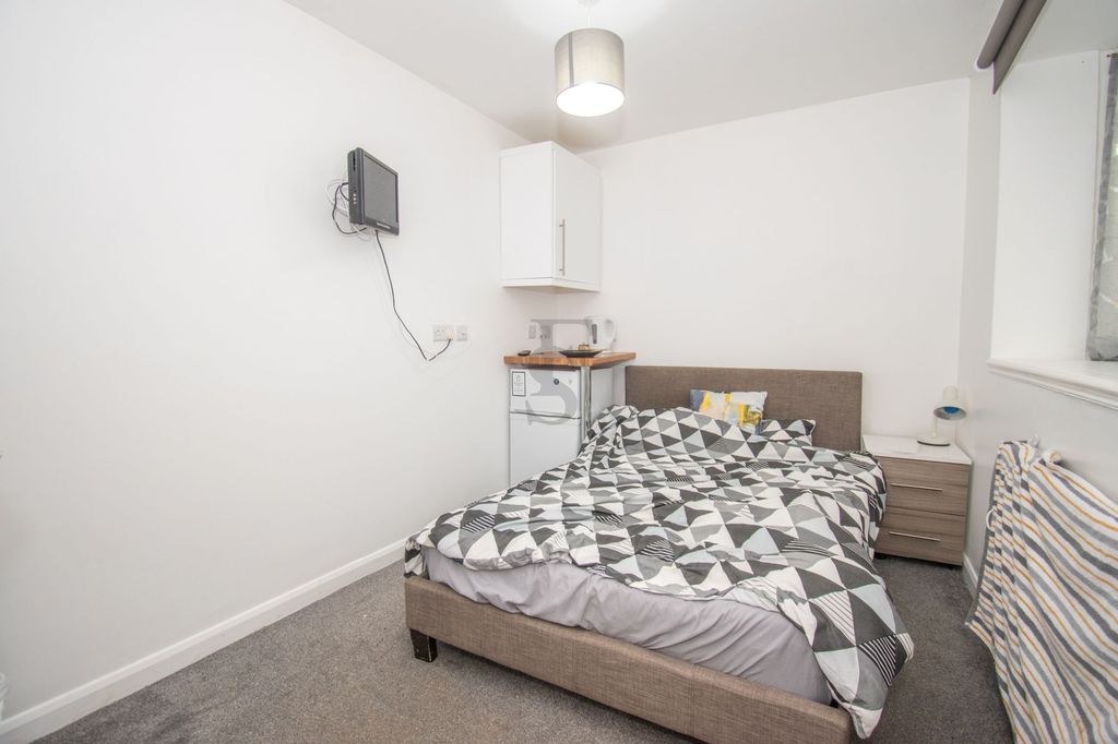 Additional image 9 of 4 bed terraced house for saleUist Walk, Corby NN17