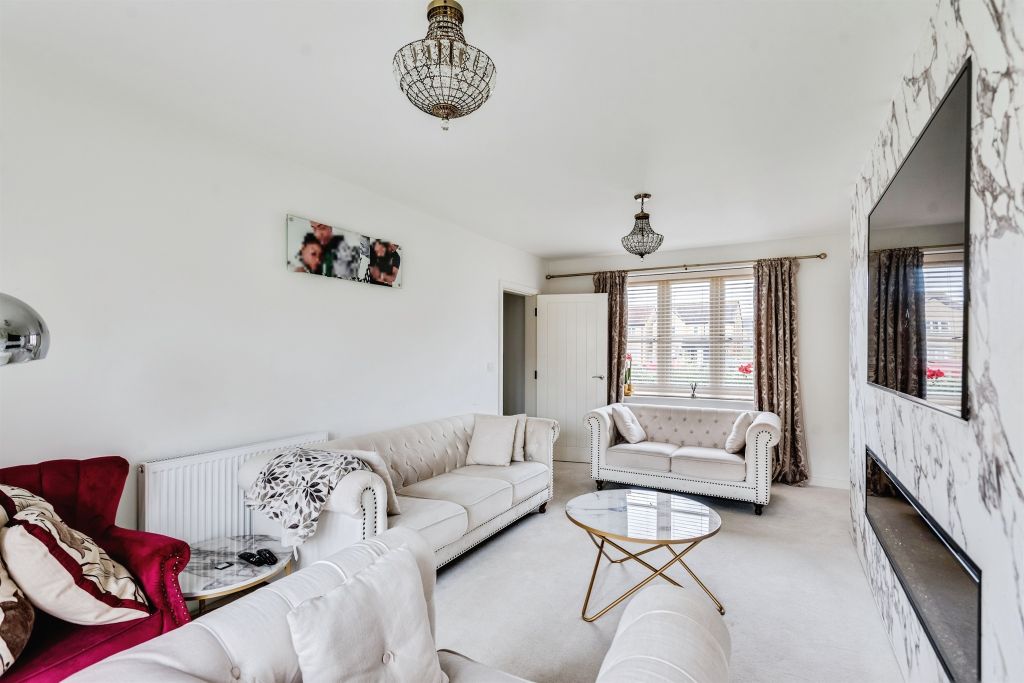 Additional image 7 of 5 bed detached house for saleMary Ellis Way, Witney OX29