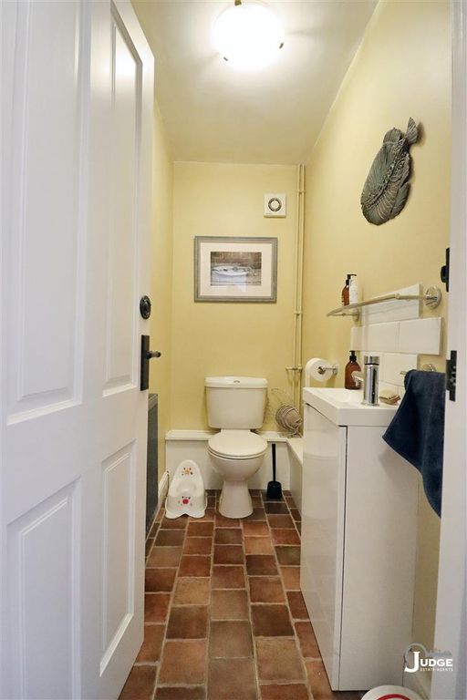 Additional image 7 of 3 bed cottage for saleMain Street, Desford, Leicester LE9
