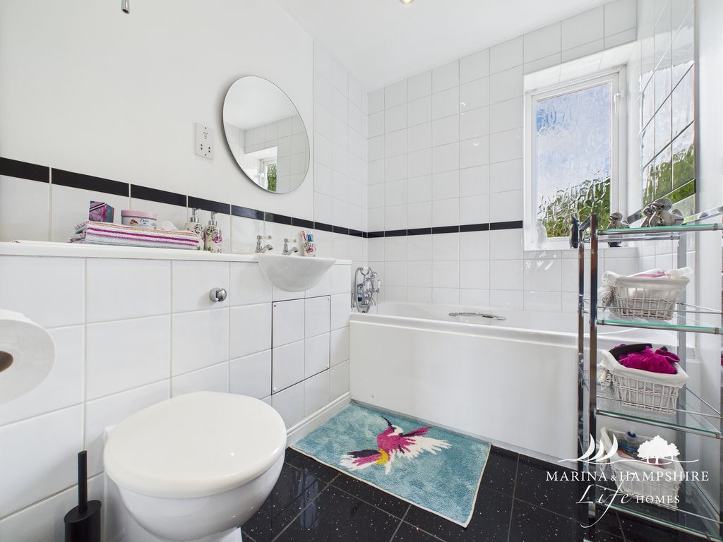 Additional image 15 of 3 bed terraced house for saleTintagel Way, Port Solent PO6