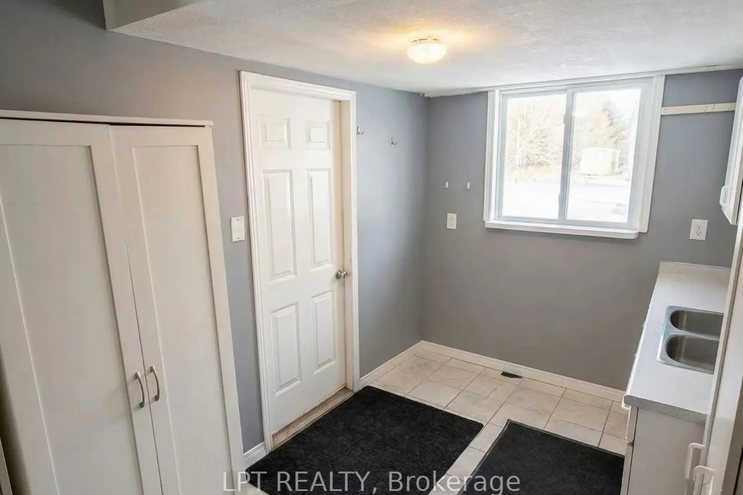 Additional image 19 of 5575 Halls Road