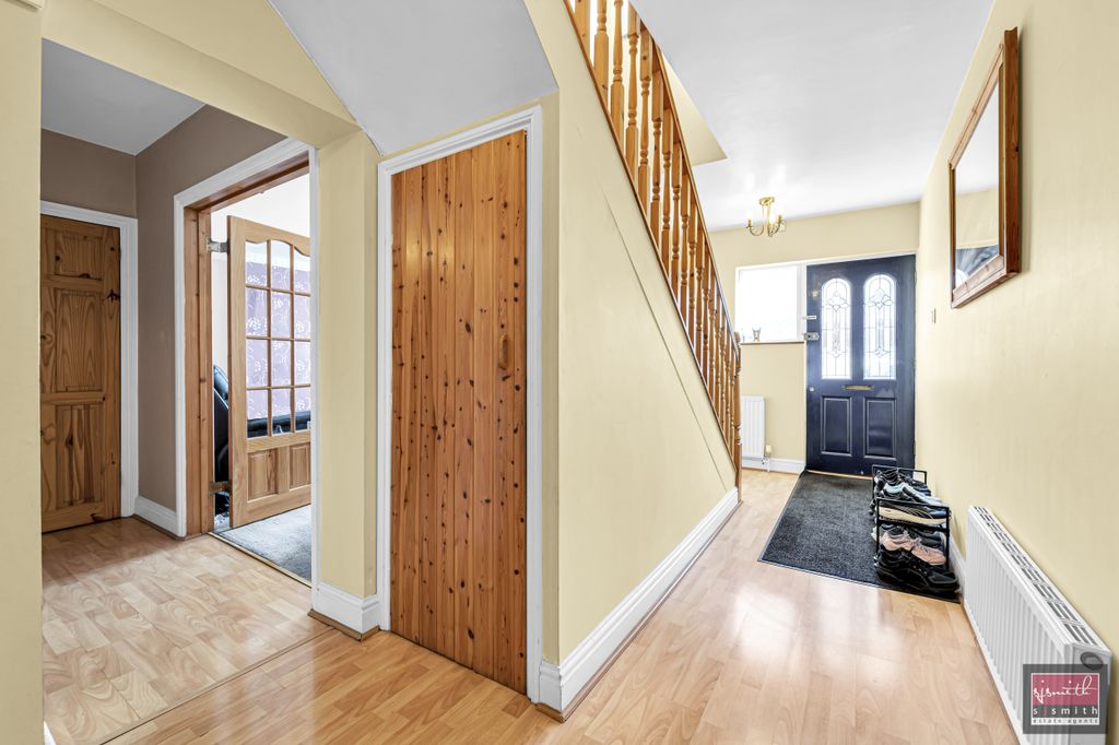 Additional image 14 of 4 bed detached house for saleWarwick Road, Ashford TW15
