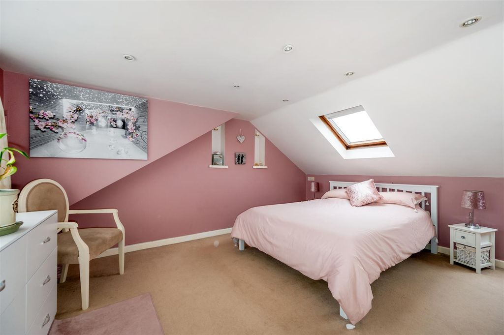 Additional image 18 of 4 bed end terrace house for saleMadeira Road, Portsmouth PO2
