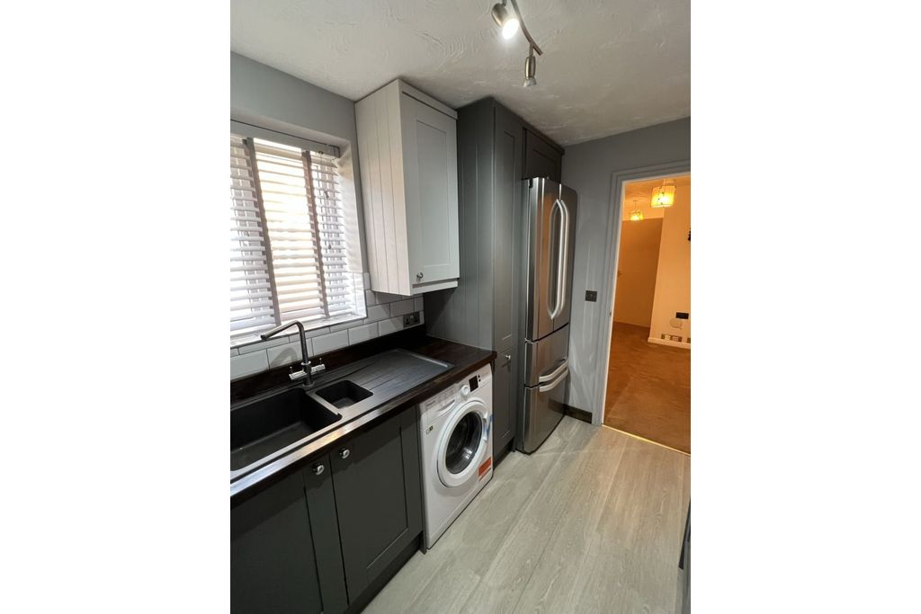 Additional image 3 of 2 bed flat for saleBrowning Drive, Wickford SS12