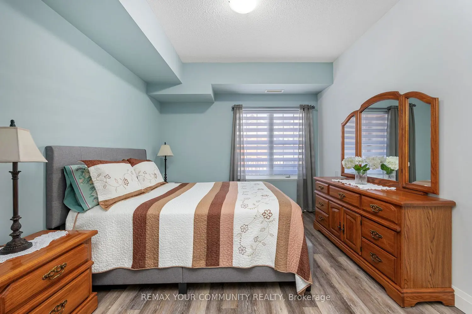 Additional image 16 of 9973 Keele Street 202