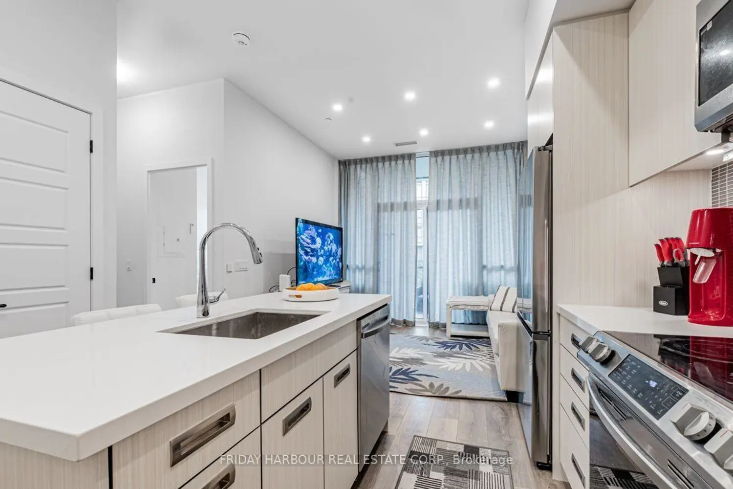 Additional image 9 of 415 Sea Ray Avenue 126