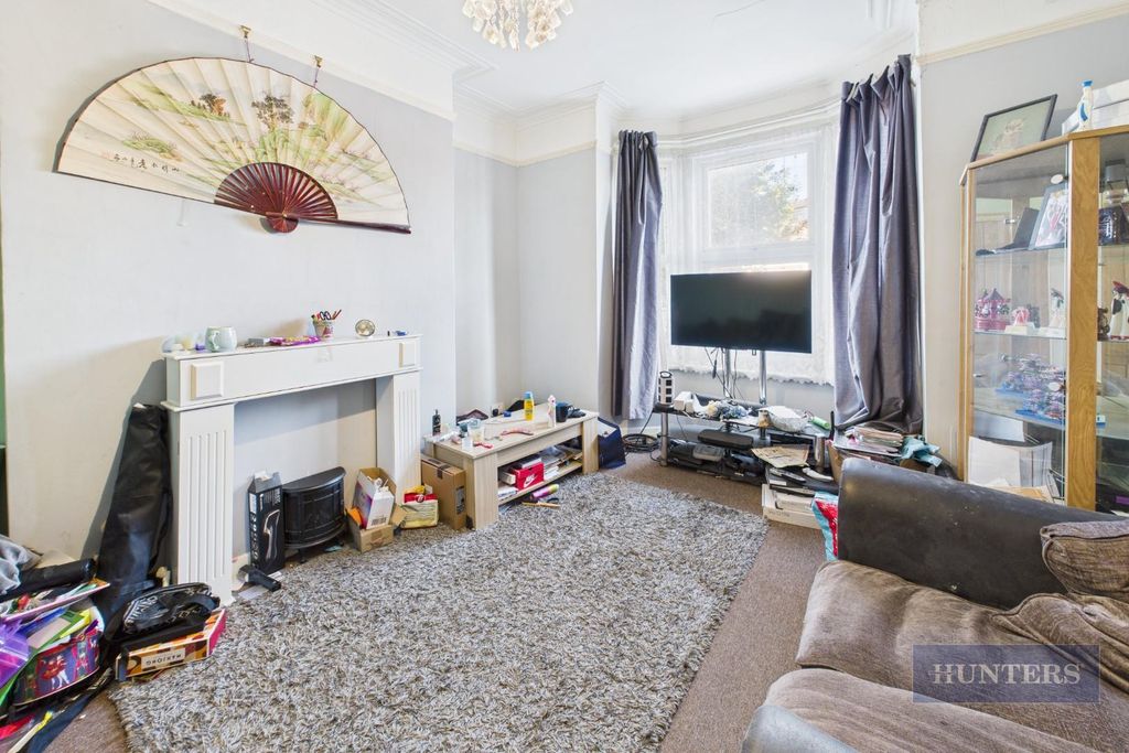Additional image 3 of 4 bed terraced house for saleStafford Road, Southampton SO15