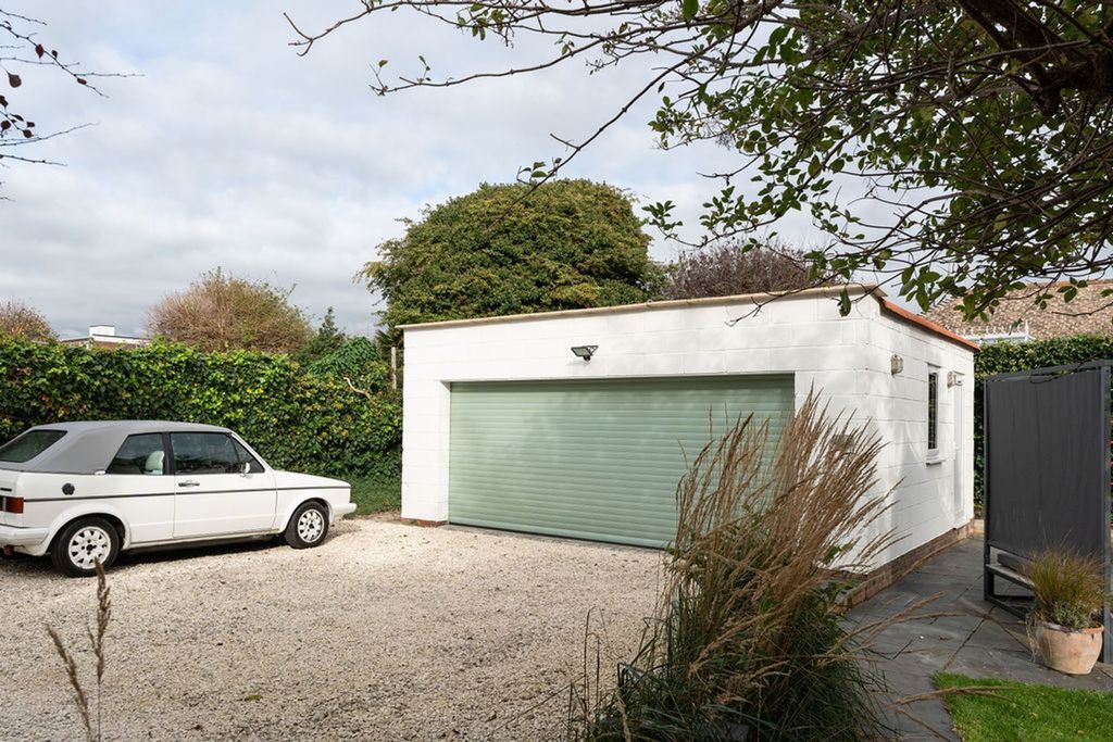 Additional image 25 of 7 bed detached house for saleSelden Road, Worthing BN11
