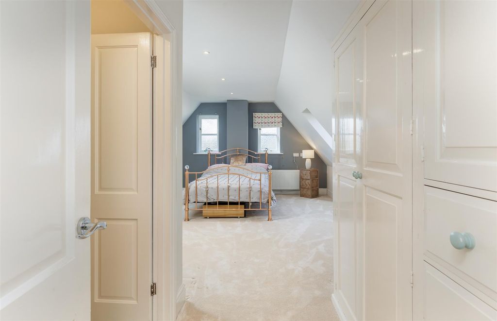 Additional image 16 of 6 bed detached house for saleCarisbrooke, Isle Of Wight PO30