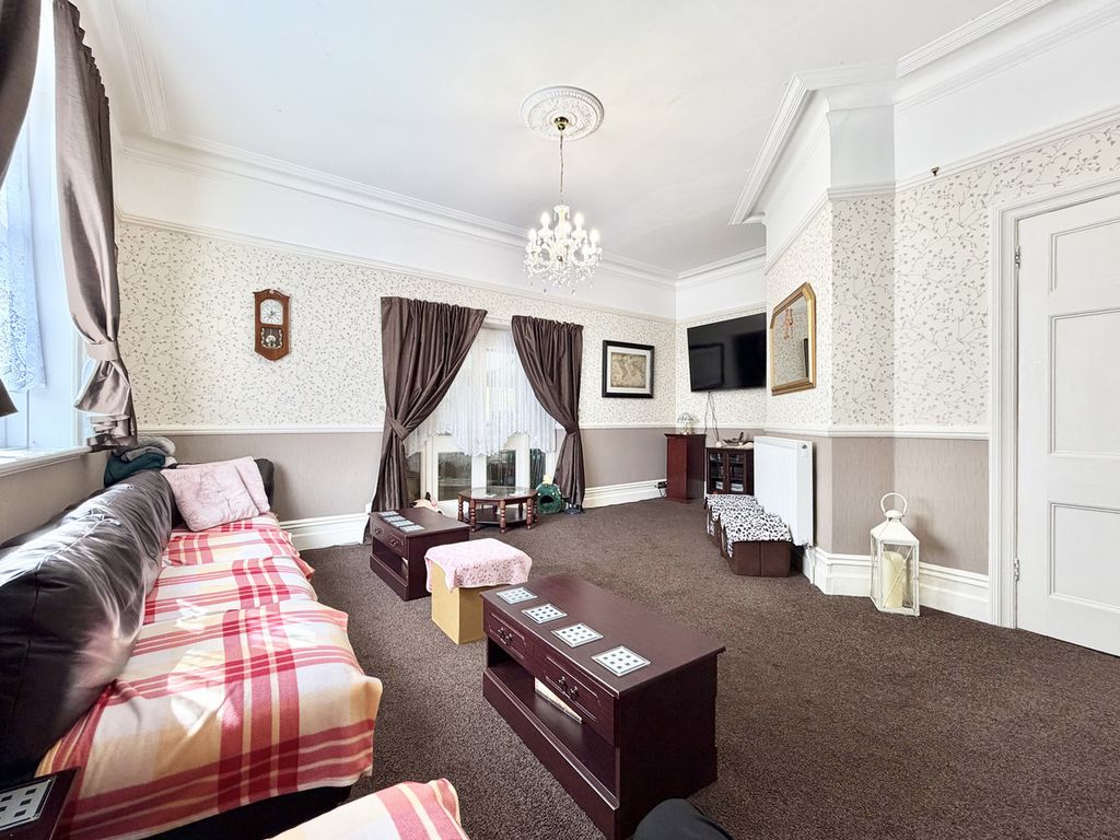 Additional image 5 of 7 bed detached house for salePostern Road, Newport PO30