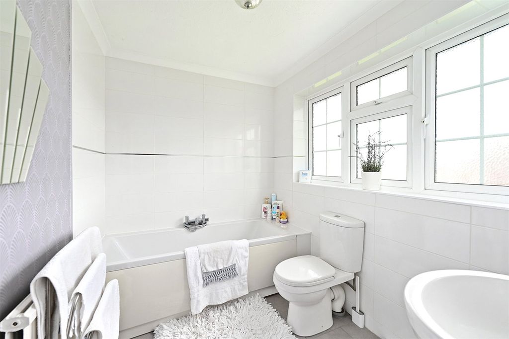 Additional image 23 of 4 bed detached house for saleHilfield, Yateley, Hampshire GU46