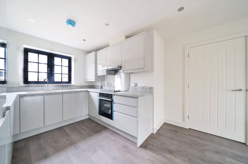 Additional image 3 of 3 bed semi-detached house for saleKing Alfreds Drive, Wincanton, Somerset BA9