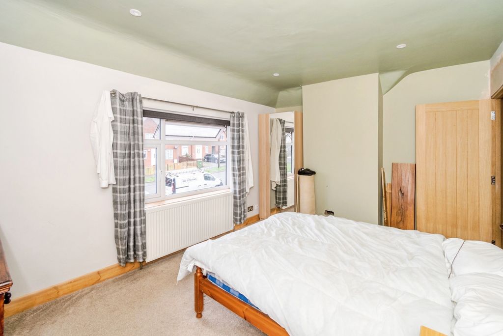 Additional image 12 of 2 bed semi-detached house for saleHollyoak Road, Southampton, Hampshire SO16