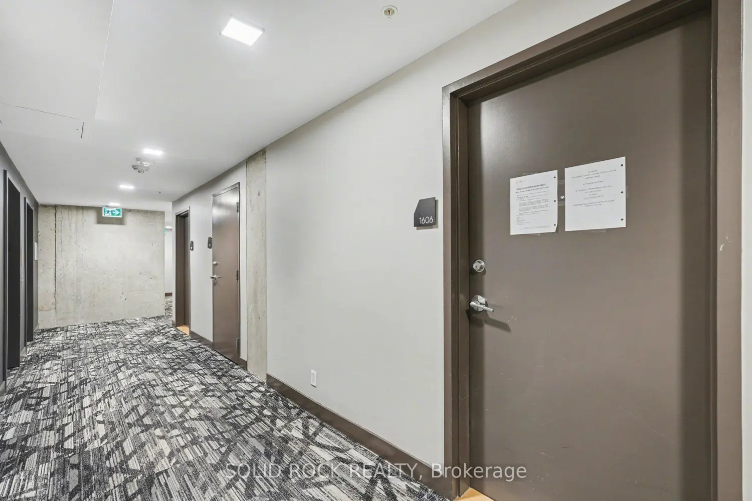 20 Daly Avenue 1606 photo 4
