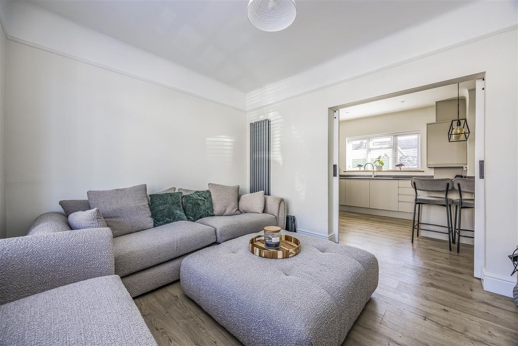 Additional image 4 of 3 bed property for saleKimbolton Road, Portsmouth PO3