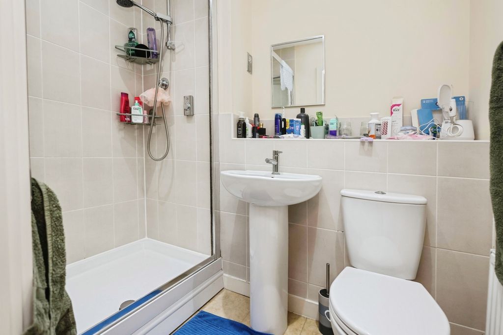 Additional image 11 of 2 bed flat for saleCrossley Road, Worcester, Worcestershire WR5