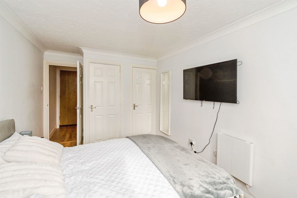 Additional image 13 of 1 bed flat for saleWestridge Road, Southampton SO17