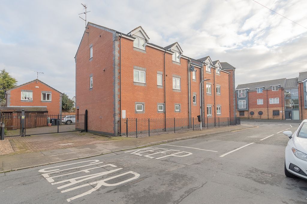 Additional image 16 of 2 bed flat for saleWest Street, Leicester LE9