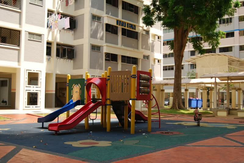 Additional image 14 of 106 Pasir Ris Street 12