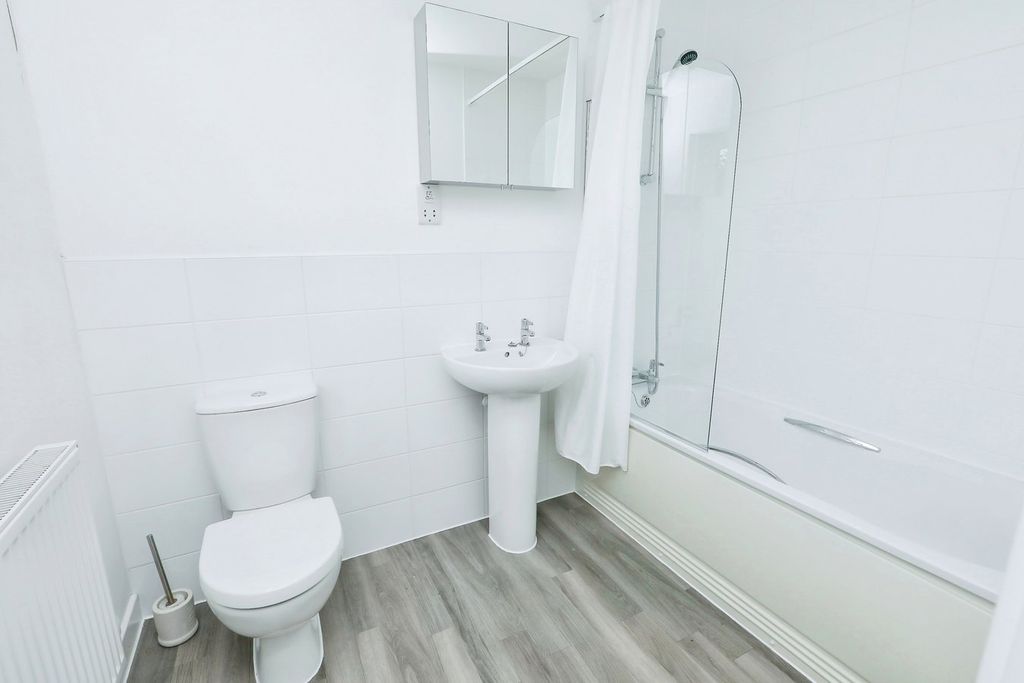 Additional image 9 of 2 bed flat for saleBeechcroft Court, Cringleford, Norwich NR4