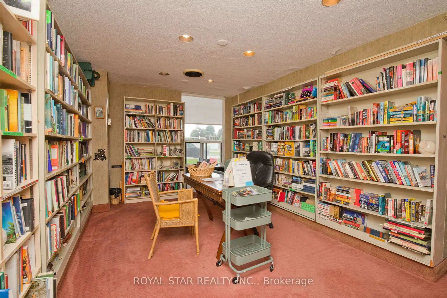 Additional image 16 of 1535 Lakeshore Road 1607