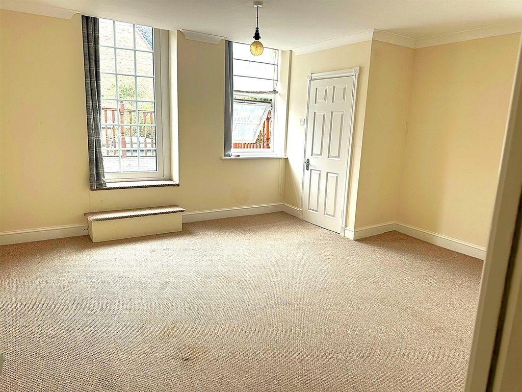 Additional image 11 of 3 bed flat for saleRockingham Road, Cottingham LE16