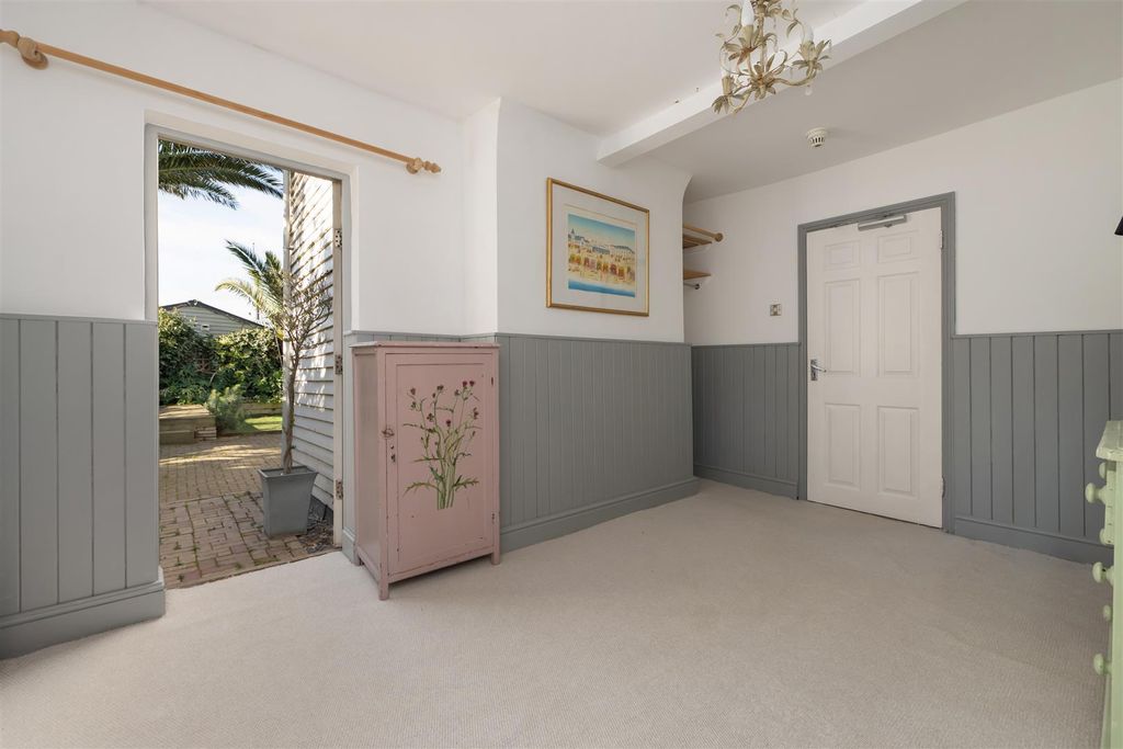 Additional image 8 of 5 bed detached house for saleIsland Wall, Whitstable CT5