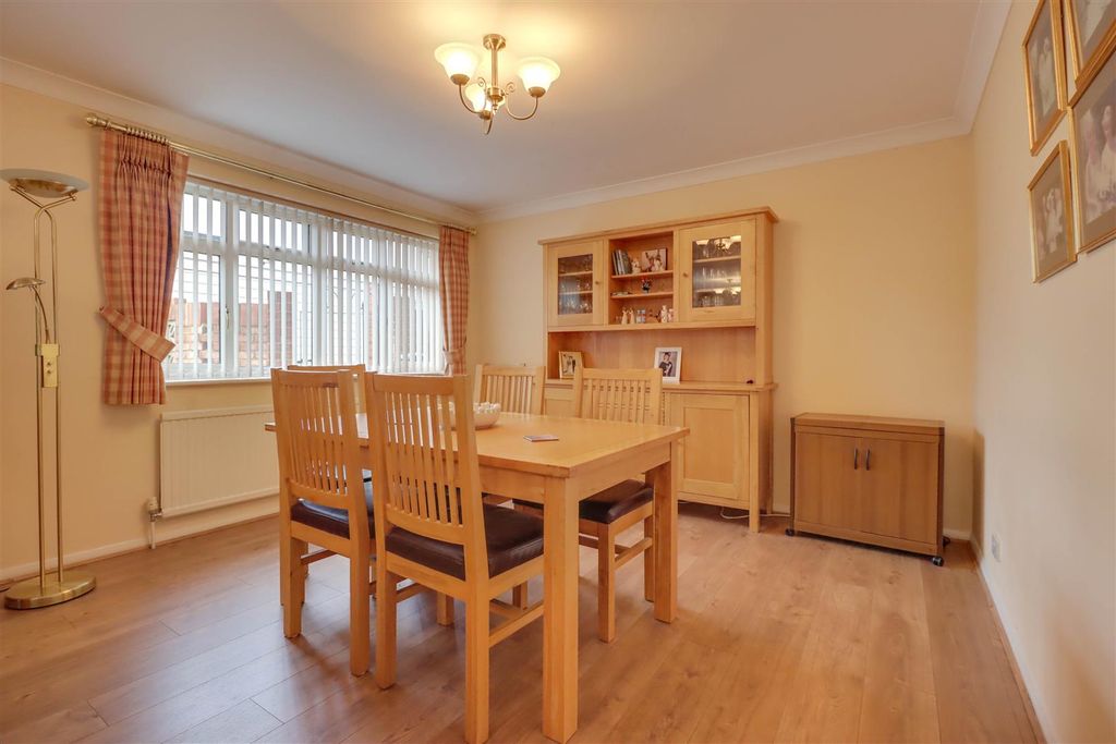 Additional image 11 of 4 bed detached house for saleSwan Lane, Wickford SS11
