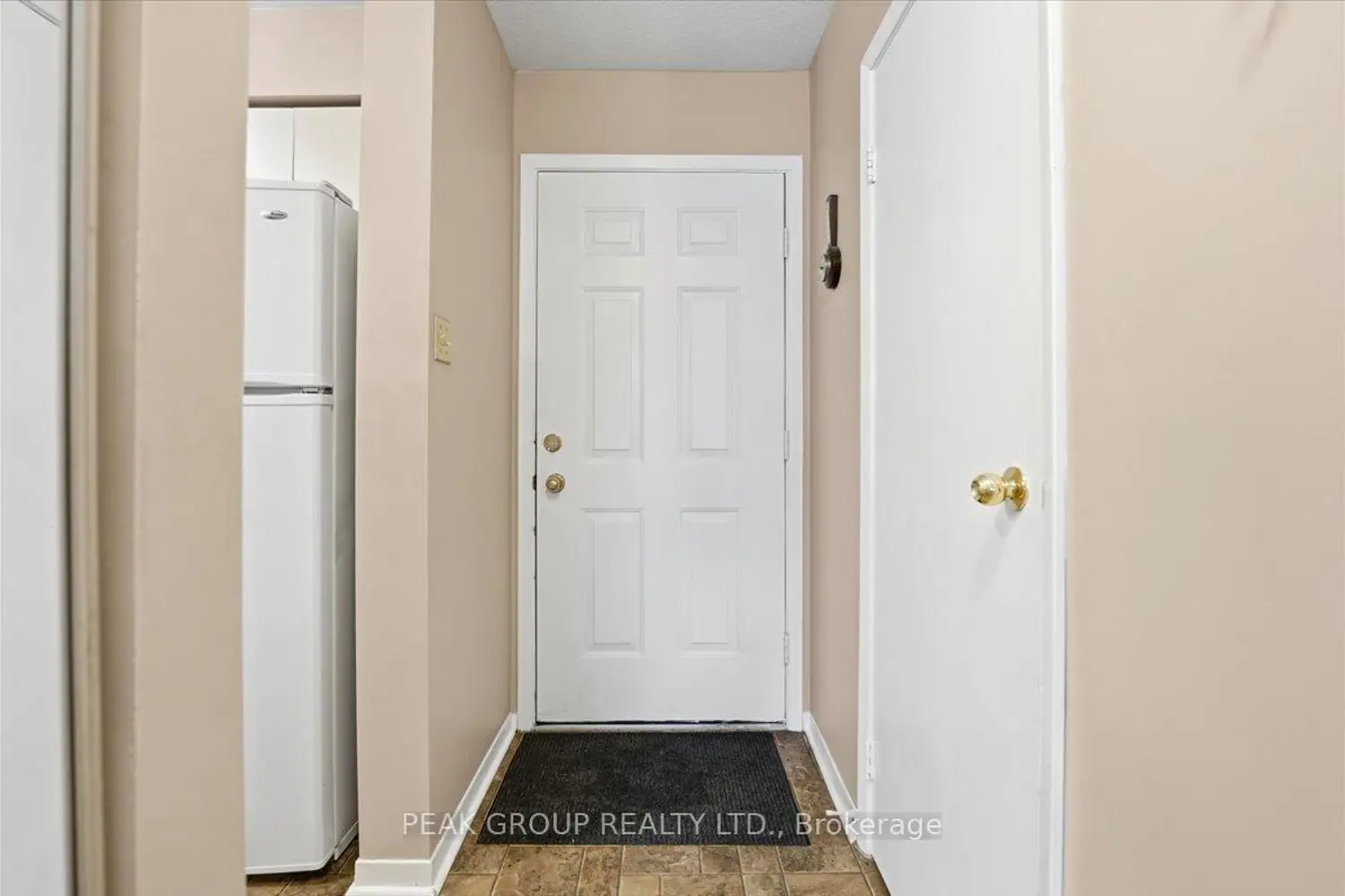 Additional image 2 of 8136 Coventry Road 20