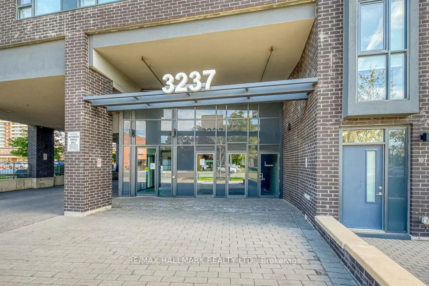 Additional image 2 of 3237 Bayview Avenue 302