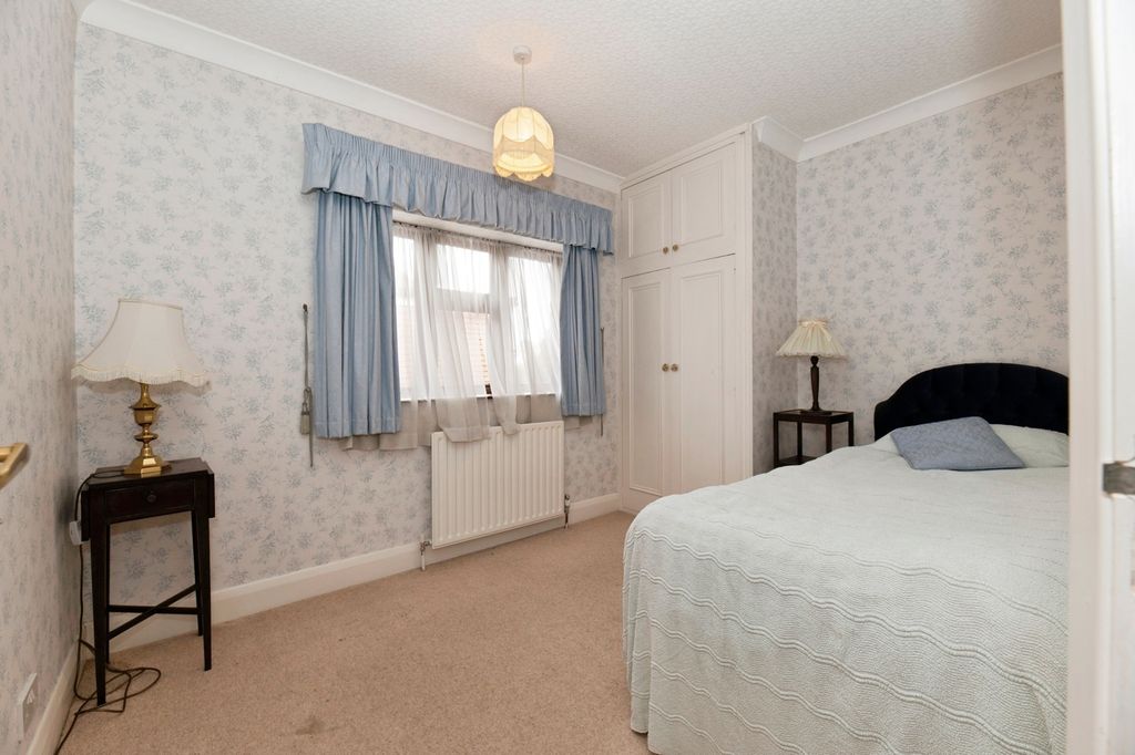 Additional image 9 of 4 bed detached house for saleManor Way, Worcester Park KT4
