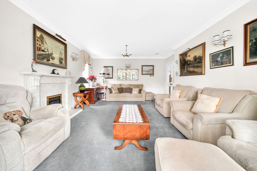 Additional image 7 of 5 bed detached house for saleCampion Gardens, Woodford Green IG8