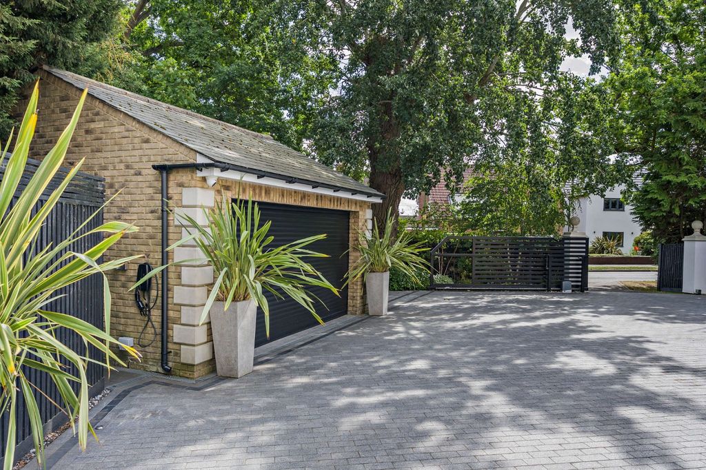 Additional image 2 of 6 bed detached house for saleBlacksmiths Lane, Wickham Bishops, Essex CM8