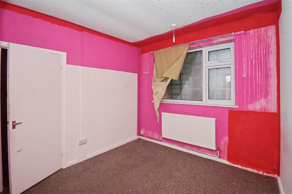 Additional image 6 of 2 bed flat for saleNN17, Corporation Street, Corby