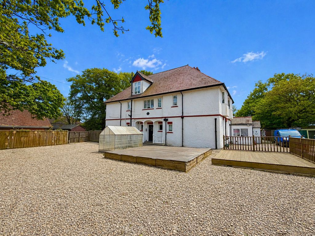 Additional image 2 of 7 bed detached house for salePostern Road, Newport PO30