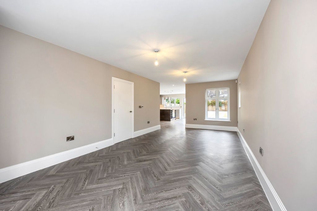 Additional image 8 of 5 bed detached house for saleHomefield Road, Worthing BN11