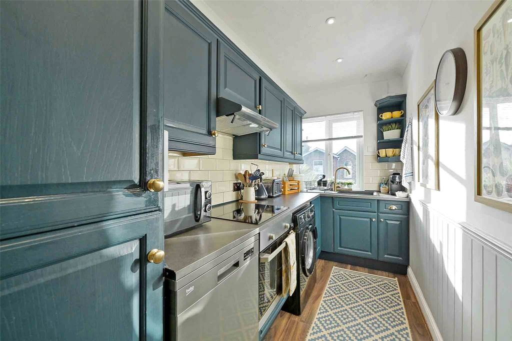 Additional image 9 of 3 bed maisonette for saleBexley Street, Windsor, Berkshire SL4