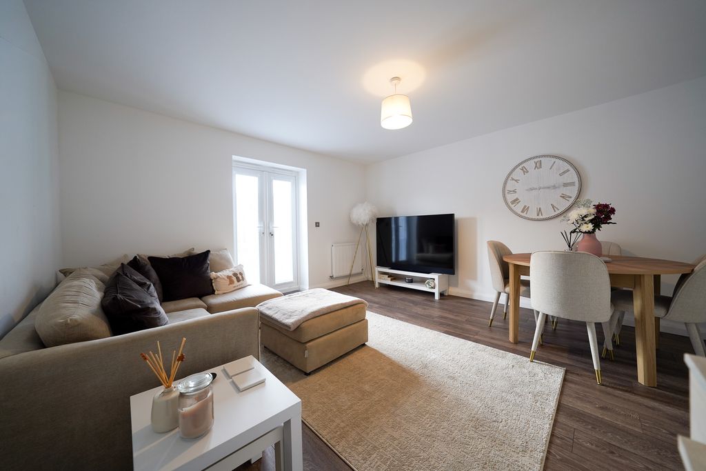 2 bed semi-detached house for saleWaterfall Close, Barlestone, Nuneaton, Warwickshire CV13 photo 2