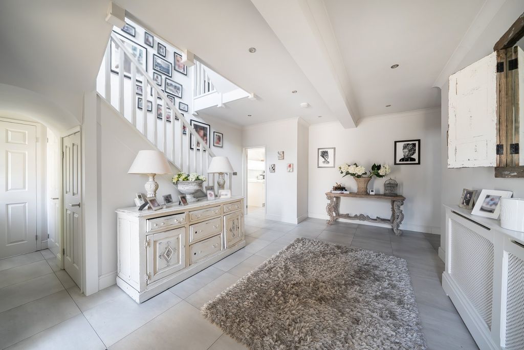Additional image 16 of 6 bed detached house for salePyrford, Surrey GU22
