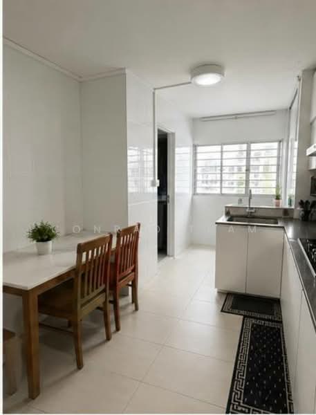 Additional image 5 of 142 Tampines Street 12