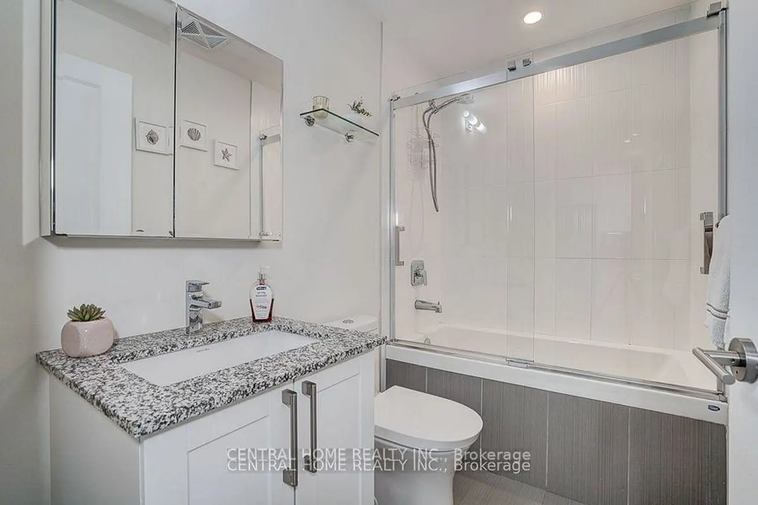 Additional image 10 of 9608 Yonge Street 911A