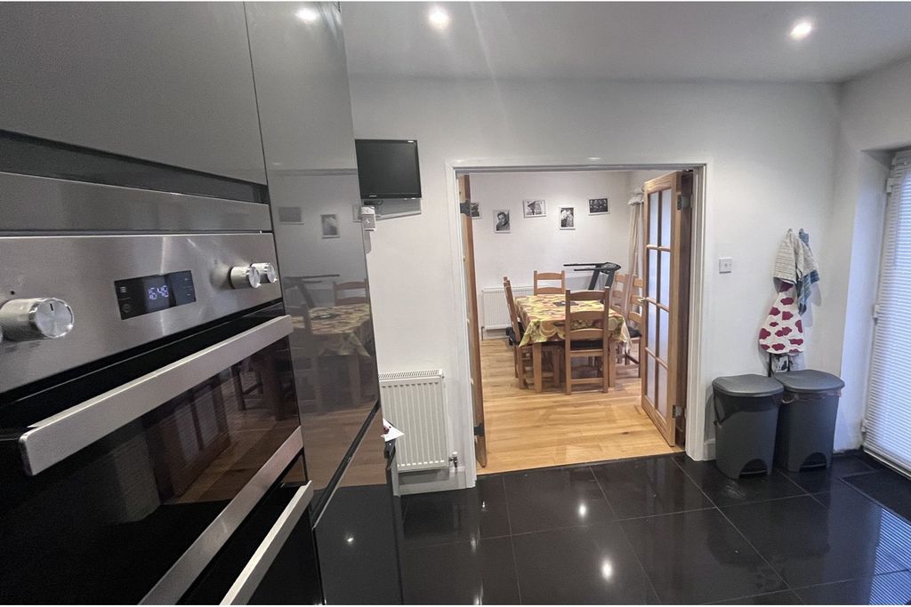 Additional image 10 of 4 bed detached house for saleGuernsey Gardens, Wickford SS11