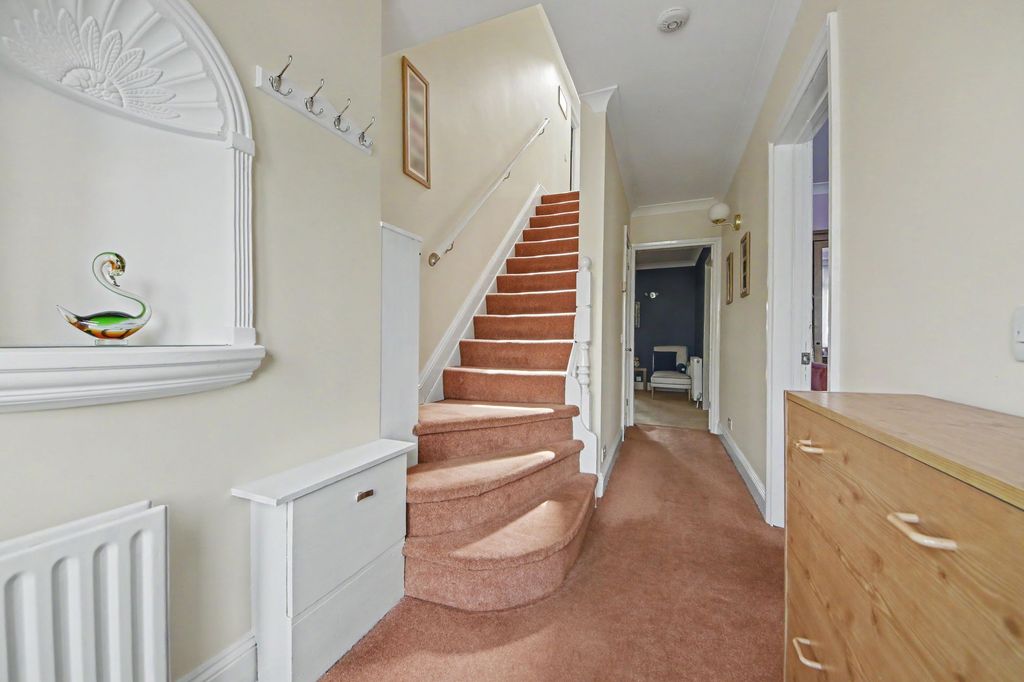 Additional image 5 of 4 bed detached bungalow for saleHeathfield Road, Sholing SO19